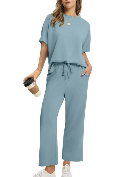 Last Day 50% OFF🔥🔥 Women's Summer Leisure Beach Suit Two Piece Set(Buy 2 Free Shipping)